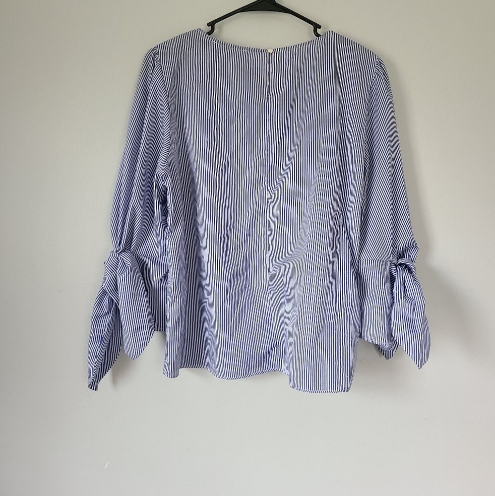 Ivanka Trump Top - Picture 4 of 4